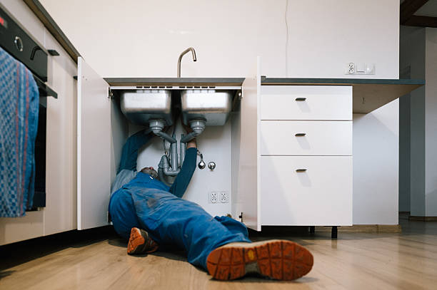 Professional Leak Detection technician working in Gainesville, VA